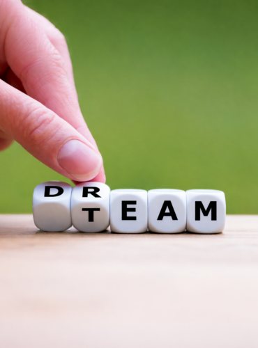 Équipe professionnelle de transport de personnes et PMR engagée et qualifiée